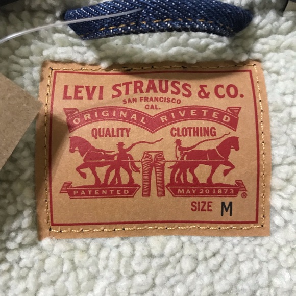 NWT Levi’s Sherpa denim trucker jacket - Picture 5 of 5